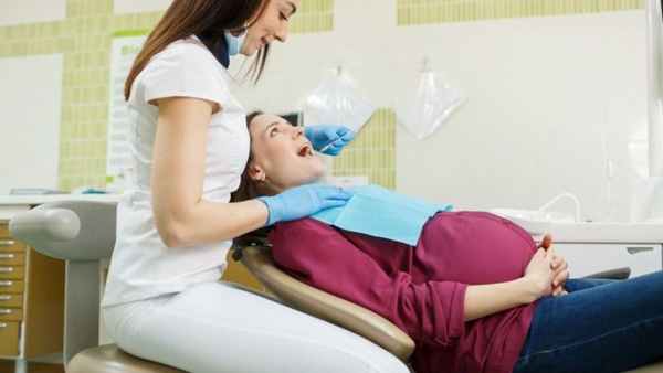 Tooth extraction during pregnancy2